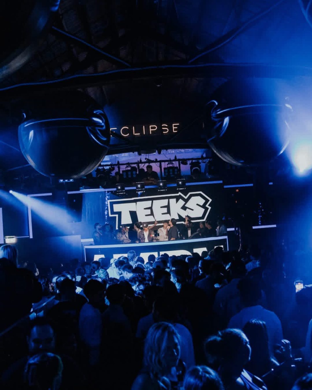 Teeks DJ official live performance photograph 8
