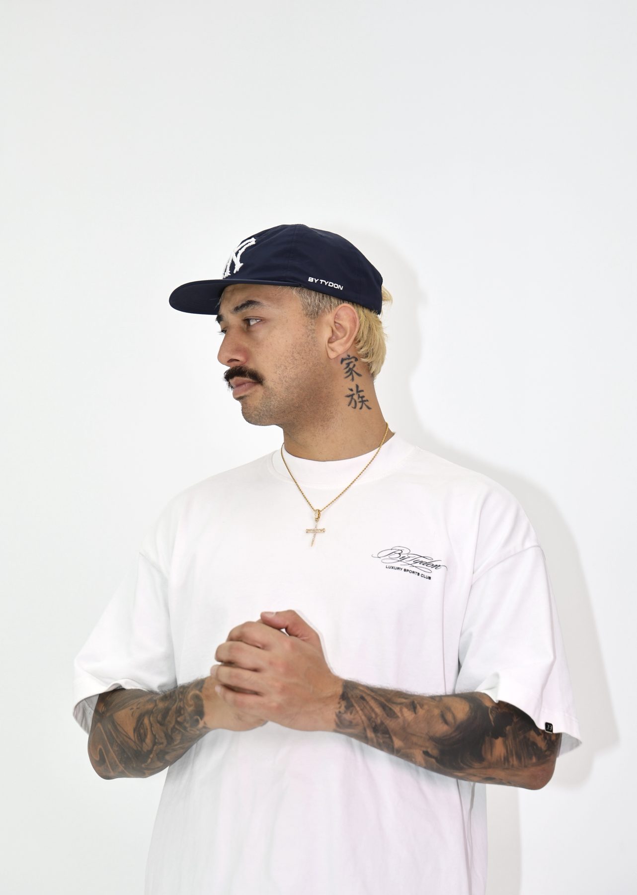 Teeks DJ official studio portrait 5